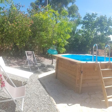 Podere Del Gelso Bianco, Vacation Rental オストゥーニ エクステリア 写真
